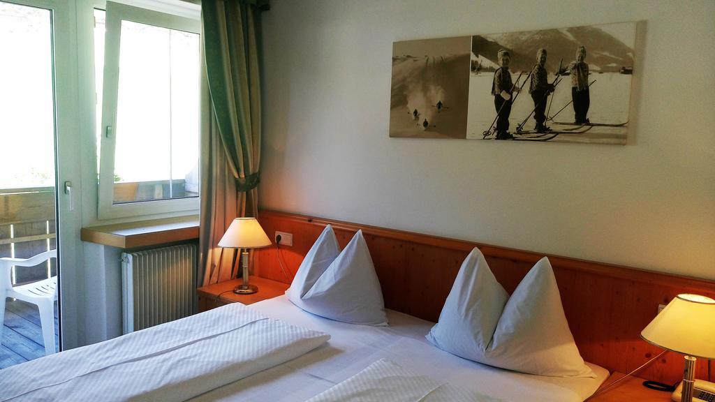 Hotel Waldheim Sexten Exterior foto
